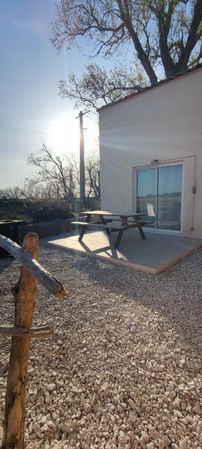 Appartement Au Coeur Des Rizieres Salin de Giraud Bagian luar foto