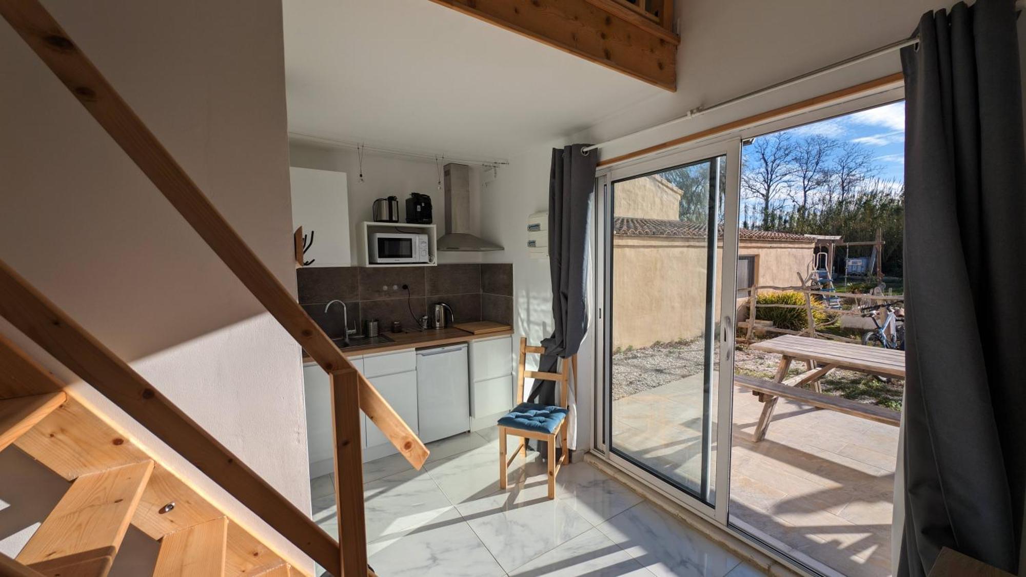 Appartement Au Coeur Des Rizieres Salin de Giraud Bagian luar foto