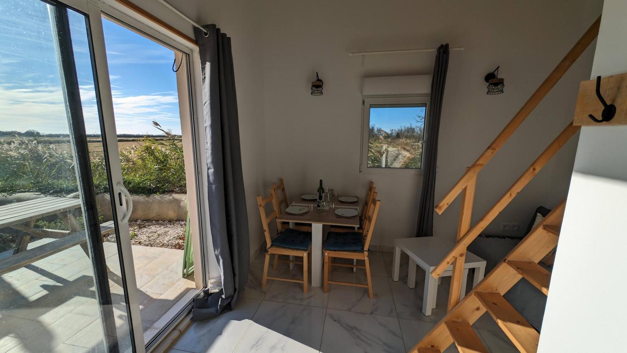 Appartement Au Coeur Des Rizieres Salin de Giraud Bagian luar foto