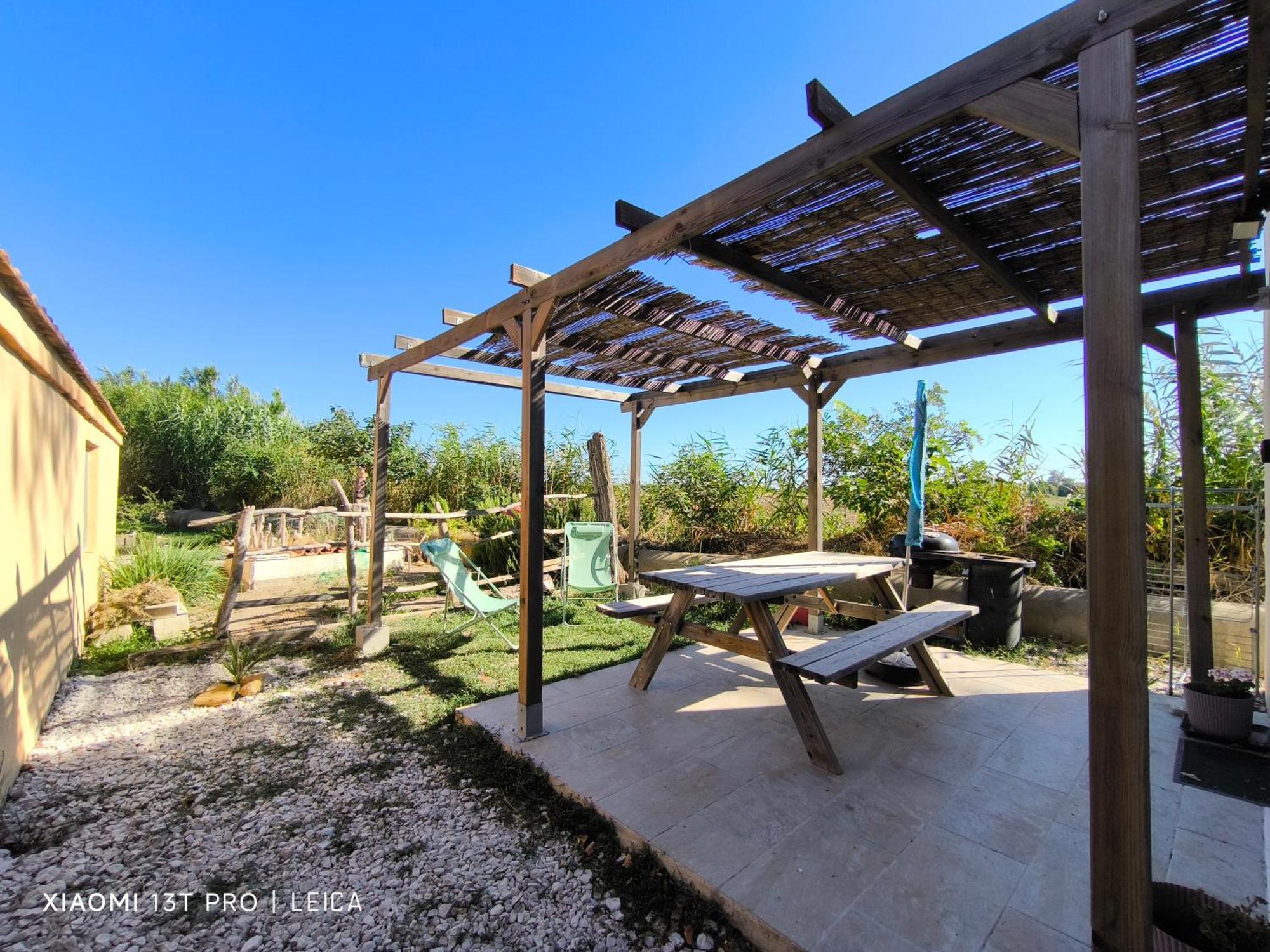 Appartement Au Coeur Des Rizieres Salin de Giraud Bagian luar foto